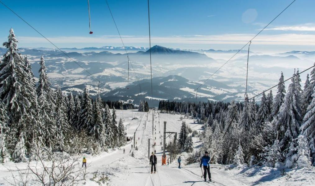 Ubytovanie Pod Skalkou Dolny Kubin Exterior foto